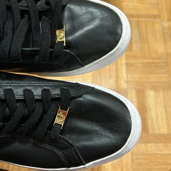 True Religion - Picture 10 of 14